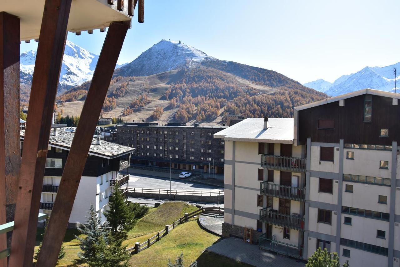 Sestriere Short Breaks - L'Arcobaleno Appartamento Esterno foto